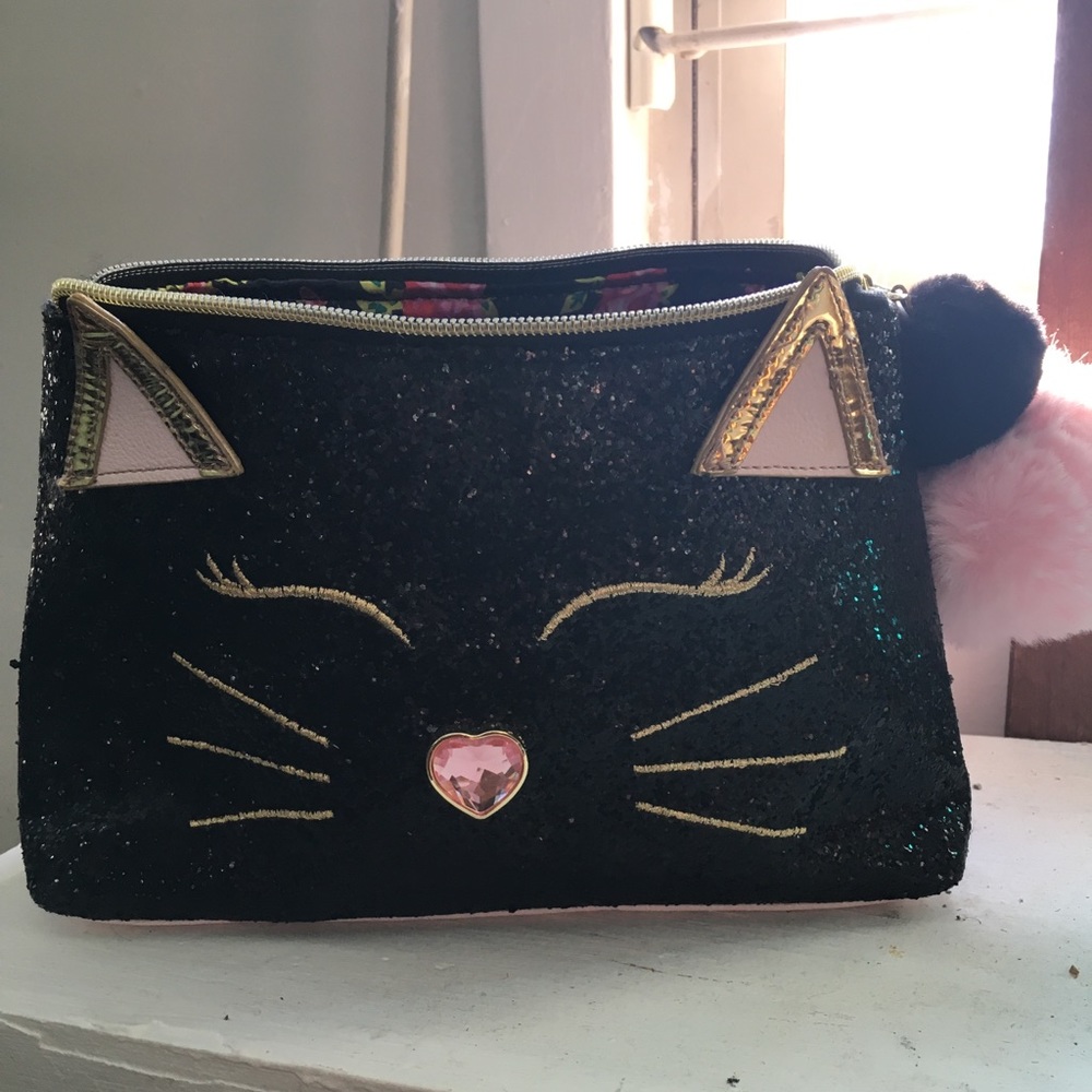 Betsy Johnson clutch/makeup bag- new with tags